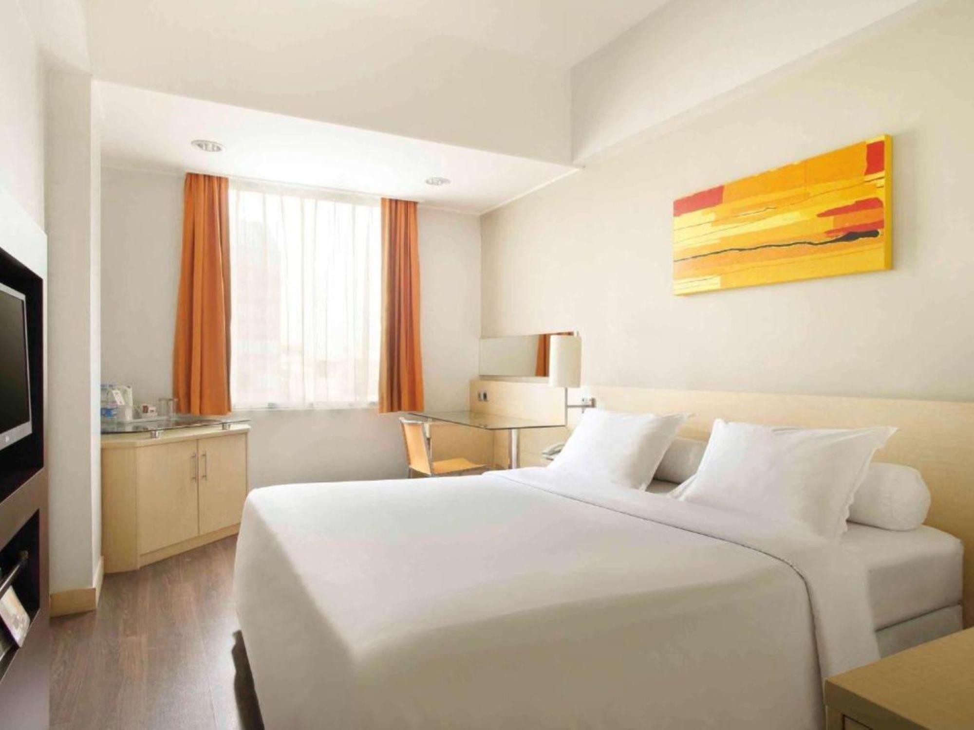 Hotel Horison Arcadia Wahid Hasyim Yakarta Exterior foto