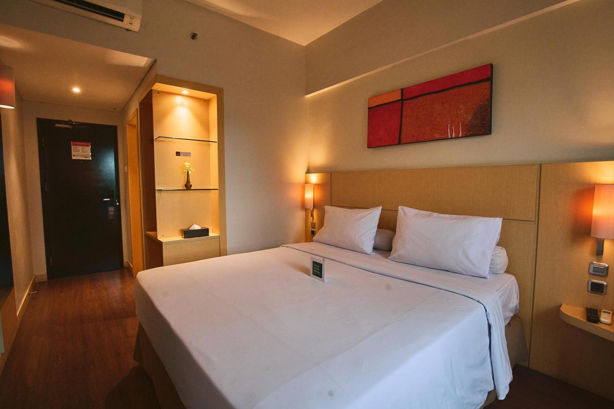 Hotel Horison Arcadia Wahid Hasyim Yakarta Exterior foto